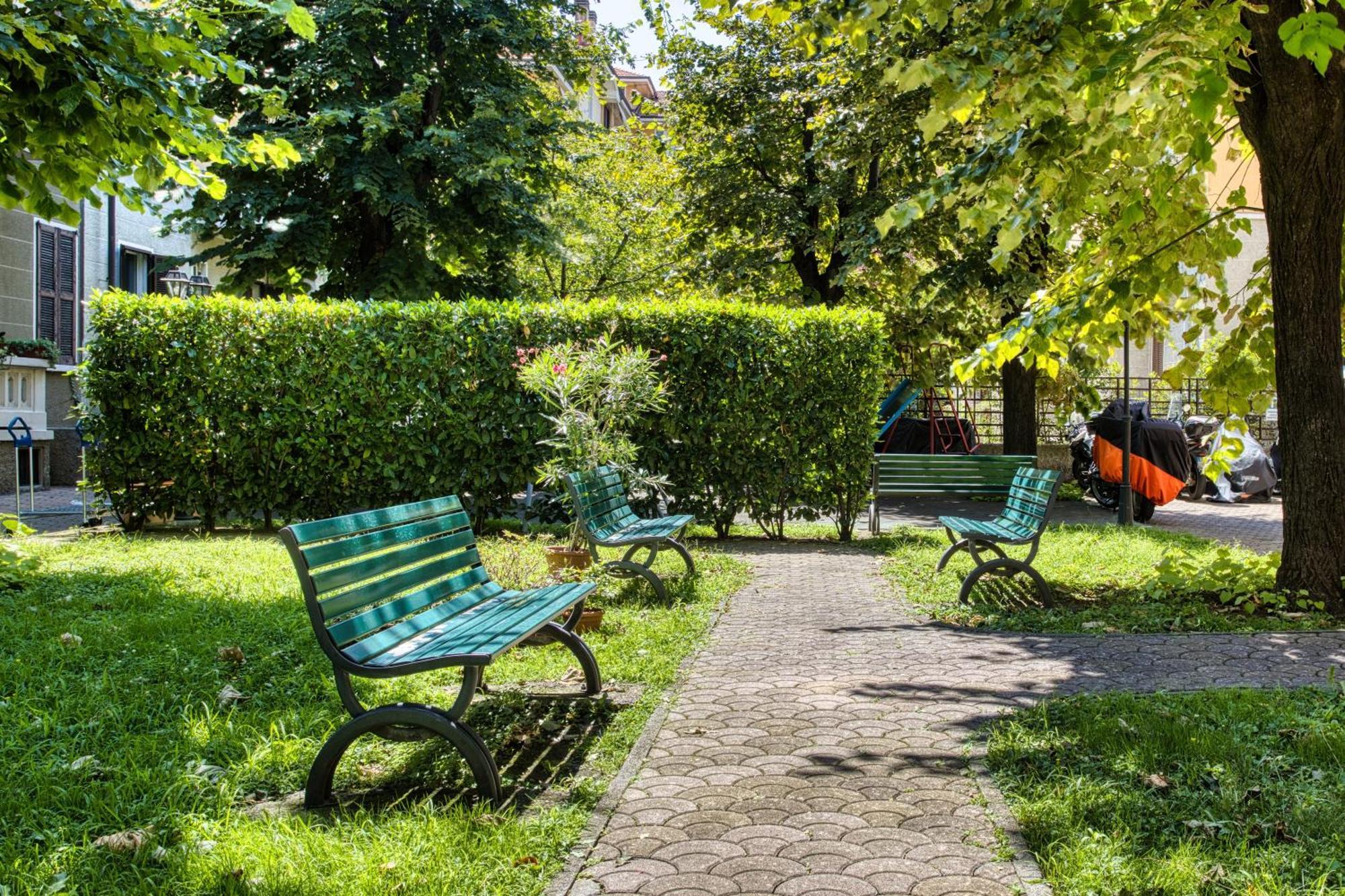 Walk To Navigli - Via Gola - 2 Bedrooms Apt Milan Luaran gambar