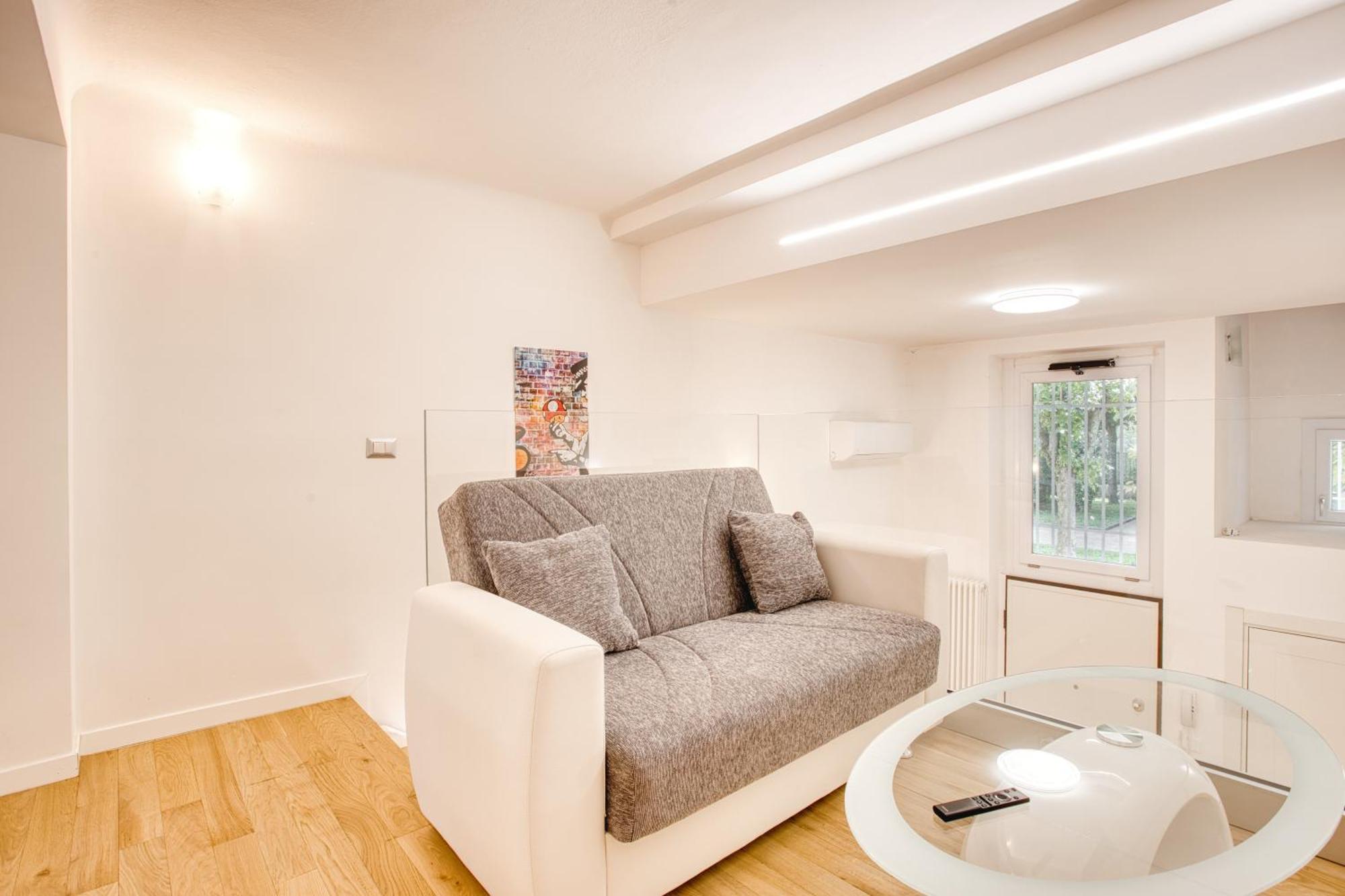 Walk To Navigli - Via Gola - 2 Bedrooms Apt Milan Luaran gambar